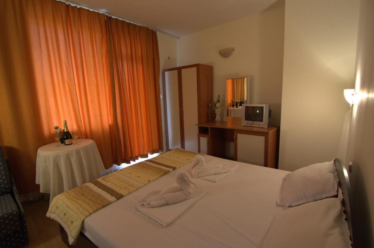 Hotel Stoyanov Ravda Exteriér fotografie
